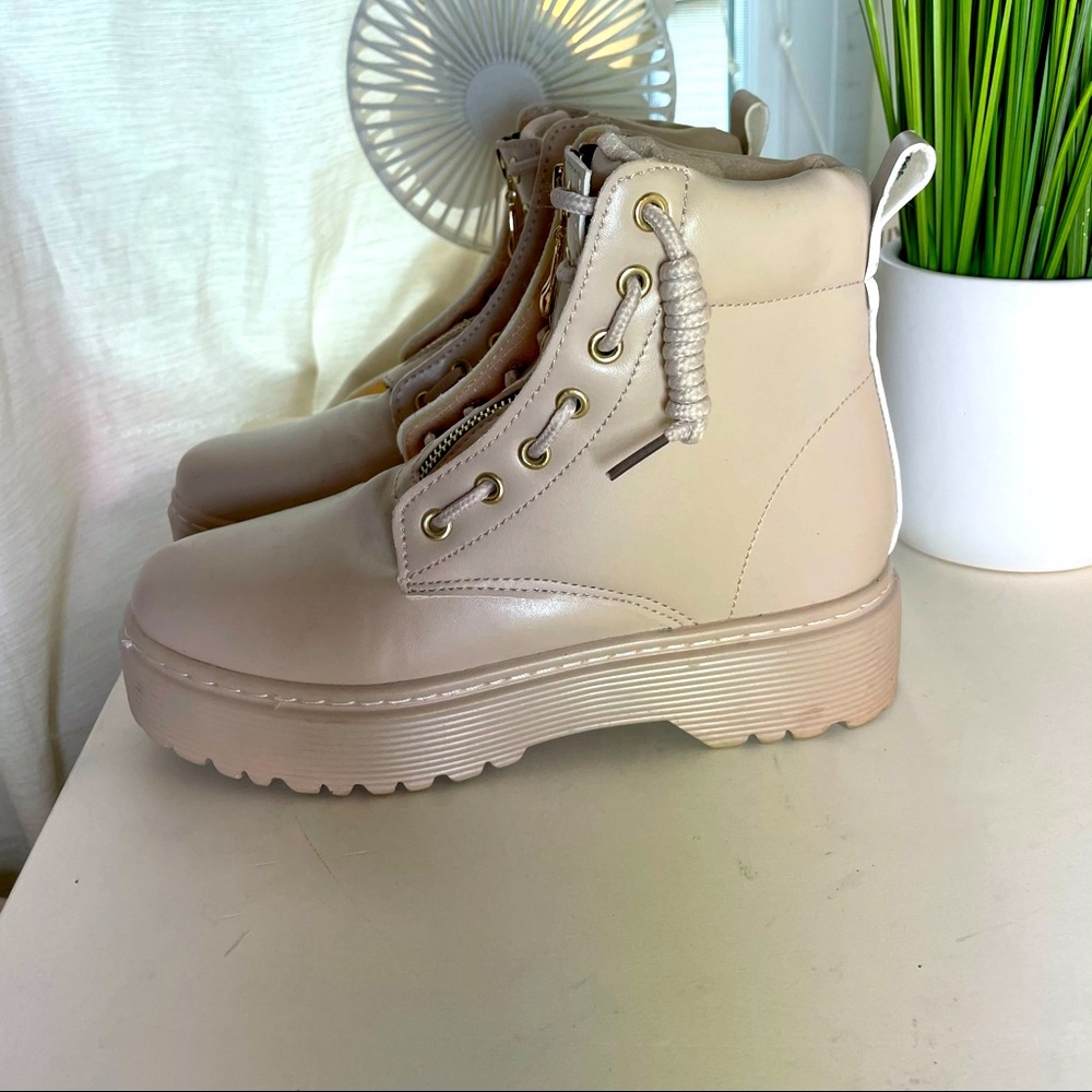 Brown Boots!